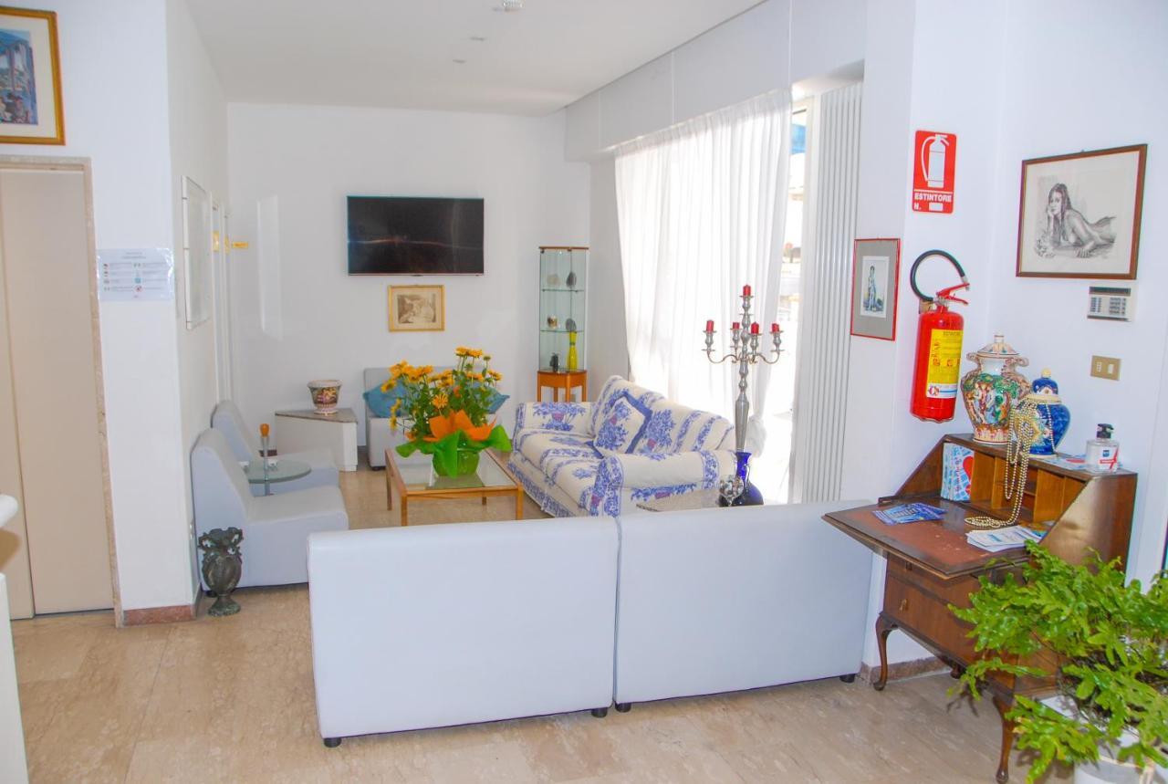 Hotel Marilonda Rimini Extérieur photo