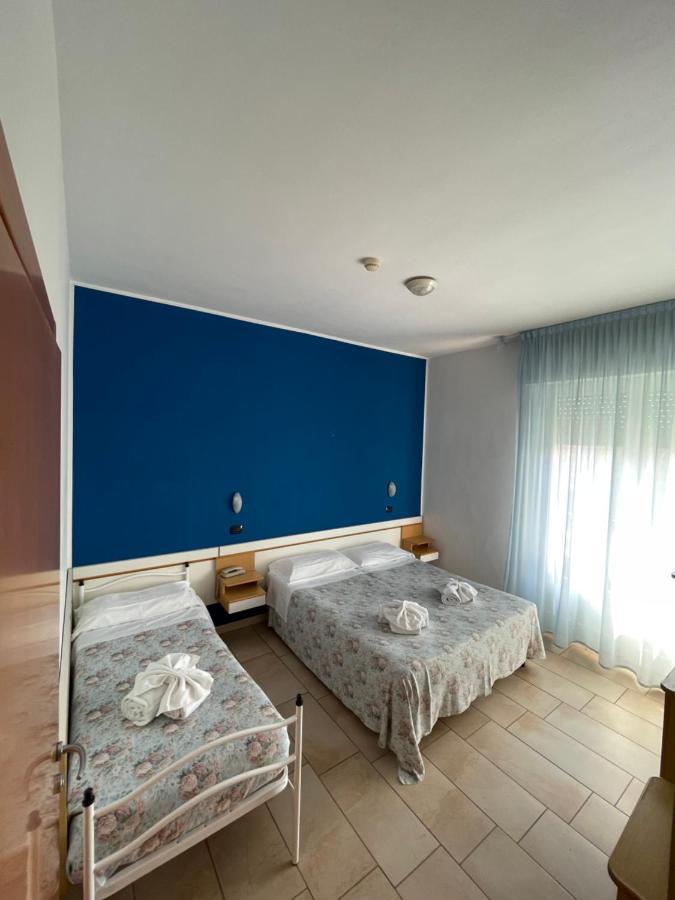 Hotel Marilonda Rimini Chambre photo