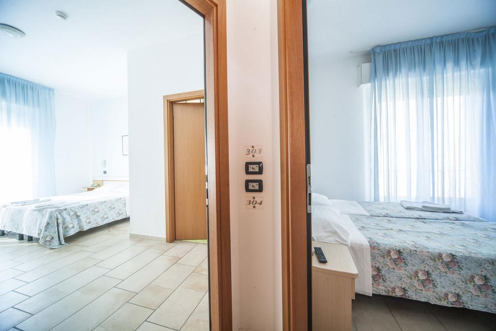 Hotel Marilonda Rimini Extérieur photo